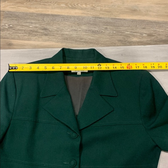 BRAEMAR PETITES by Jeremy Scott 100% wool dark green jacket. - Picture 14 of 14